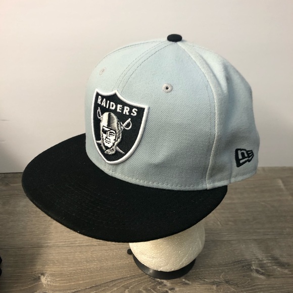 Las Vegas Raiders NFL New Era 59Fifty Size 7 1/2 Silver & Black Fitted Hat READ - Picture 1 of 9